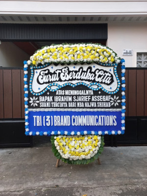Papan Bunga Duka di Cililitan